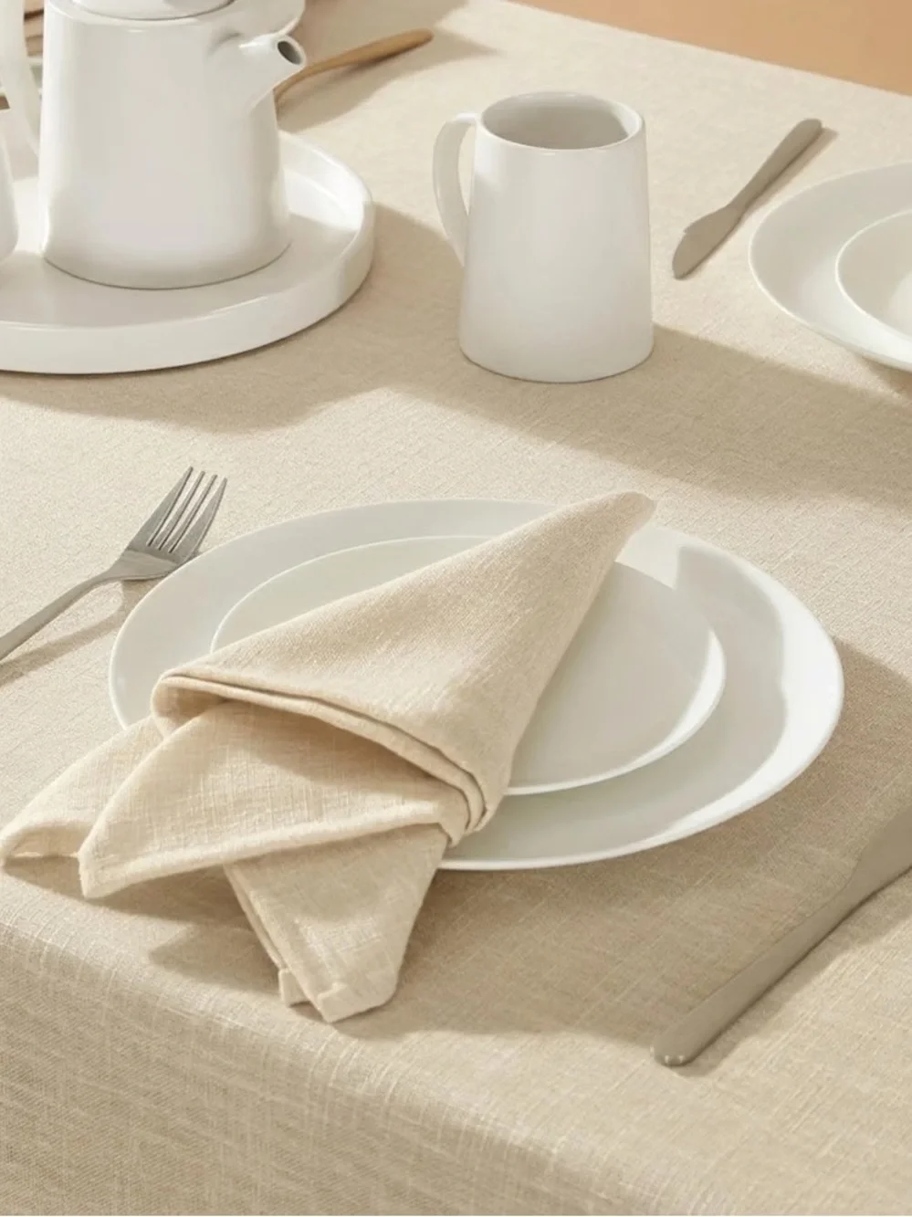 Laura Ashley Harper Yellow Textured Tablecloth 60x84 Easy Care Rectangular